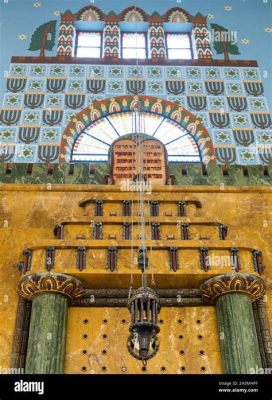  Le Temple de la Lumière Éternelle: Une Arche Défiant le Temps et la Spiritualité!