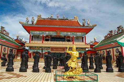  Le Temple de Xian Xia: Un joyau mystique perché sur les hauteurs d'Anqing !